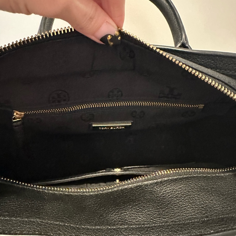 Tory Burch Black Leather Handbag - Picture 5 of 9